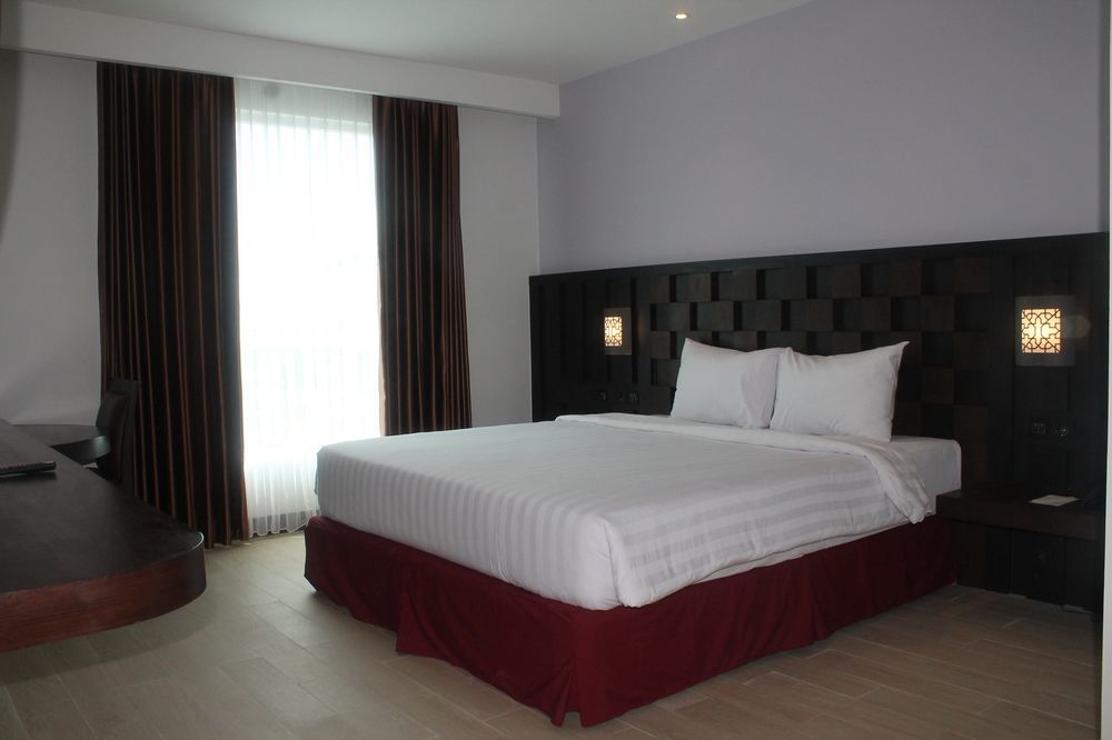 Grand Orchid Hotel Yogyakarta Maguwo Exteriör bild